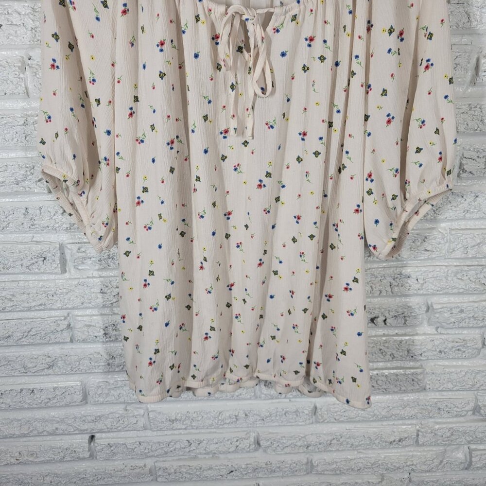 Torrid Womens Top 2 2X Plus Short Sleeve White Pink Floral Elastic Waist FLO84E - Picture 4 of 9